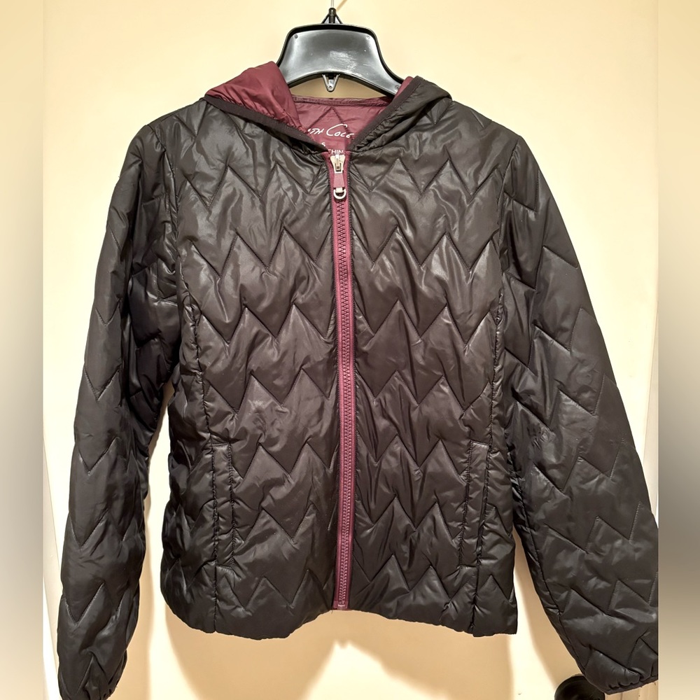 Kenneth Cole Hooded Jacket contrast zipper Black and Mulberry Size S